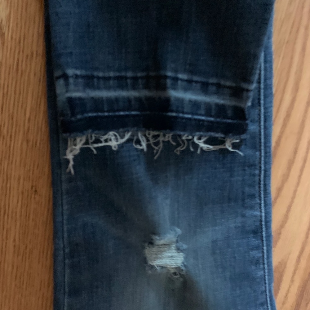 Levi’s - Picture 2 of 6